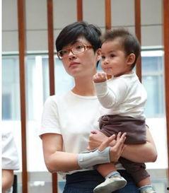 最新吃瓜护士,揭秘医疗圈里的“瓜田”趣事